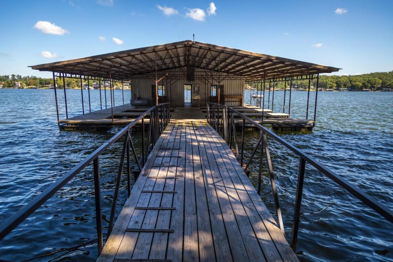 Point View Resort 8