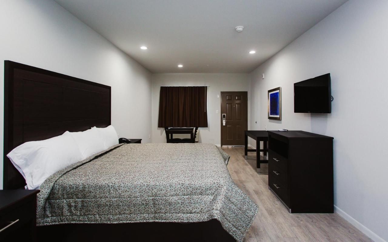 Palace Inn-529 7