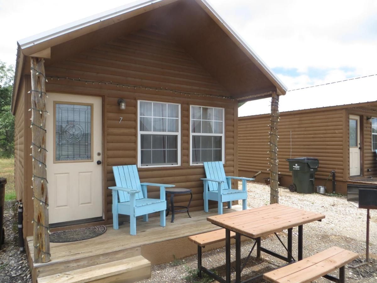 All Tucked Inn Cabins 7