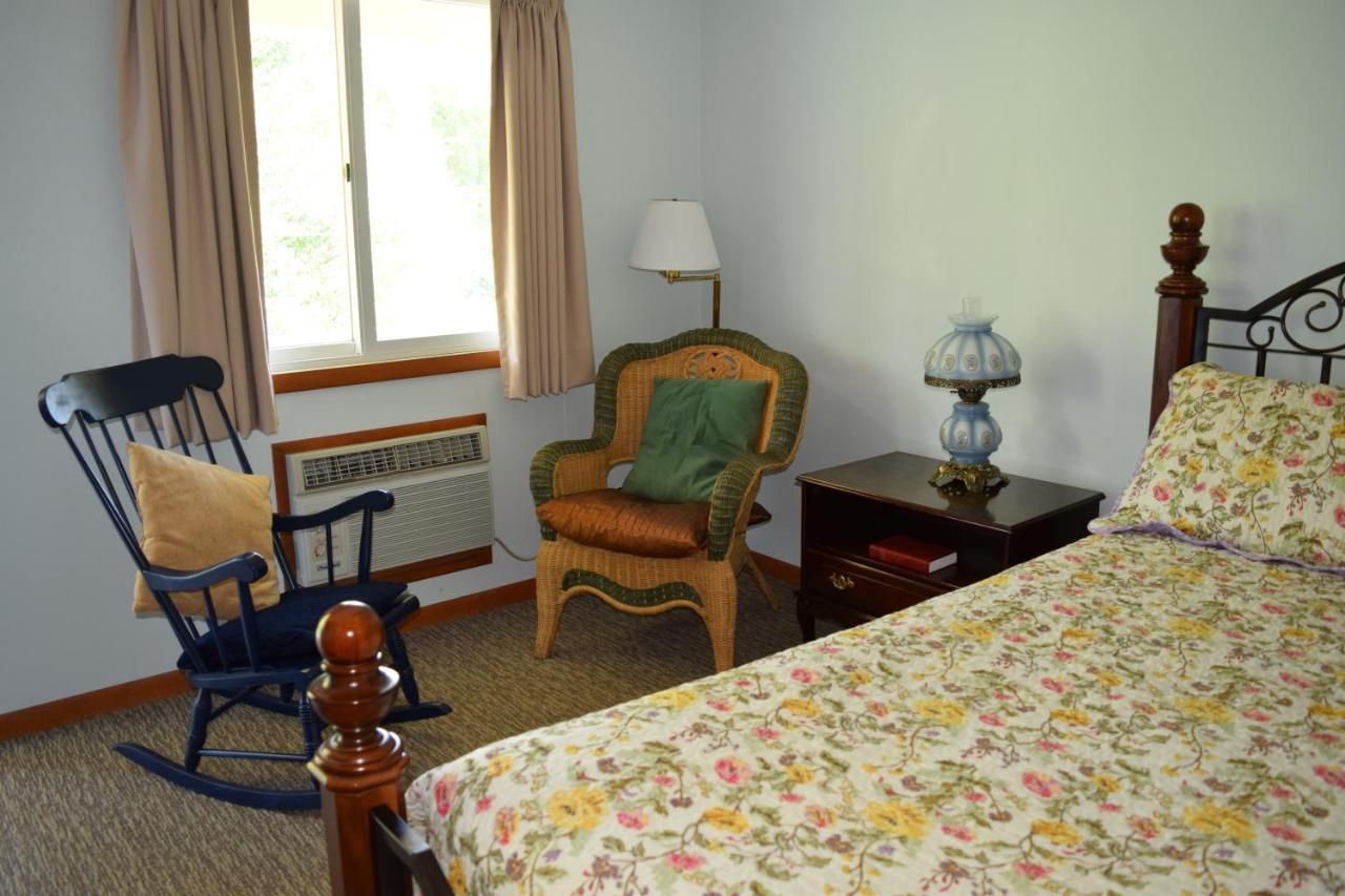 Green Valley Motor Lodge 8