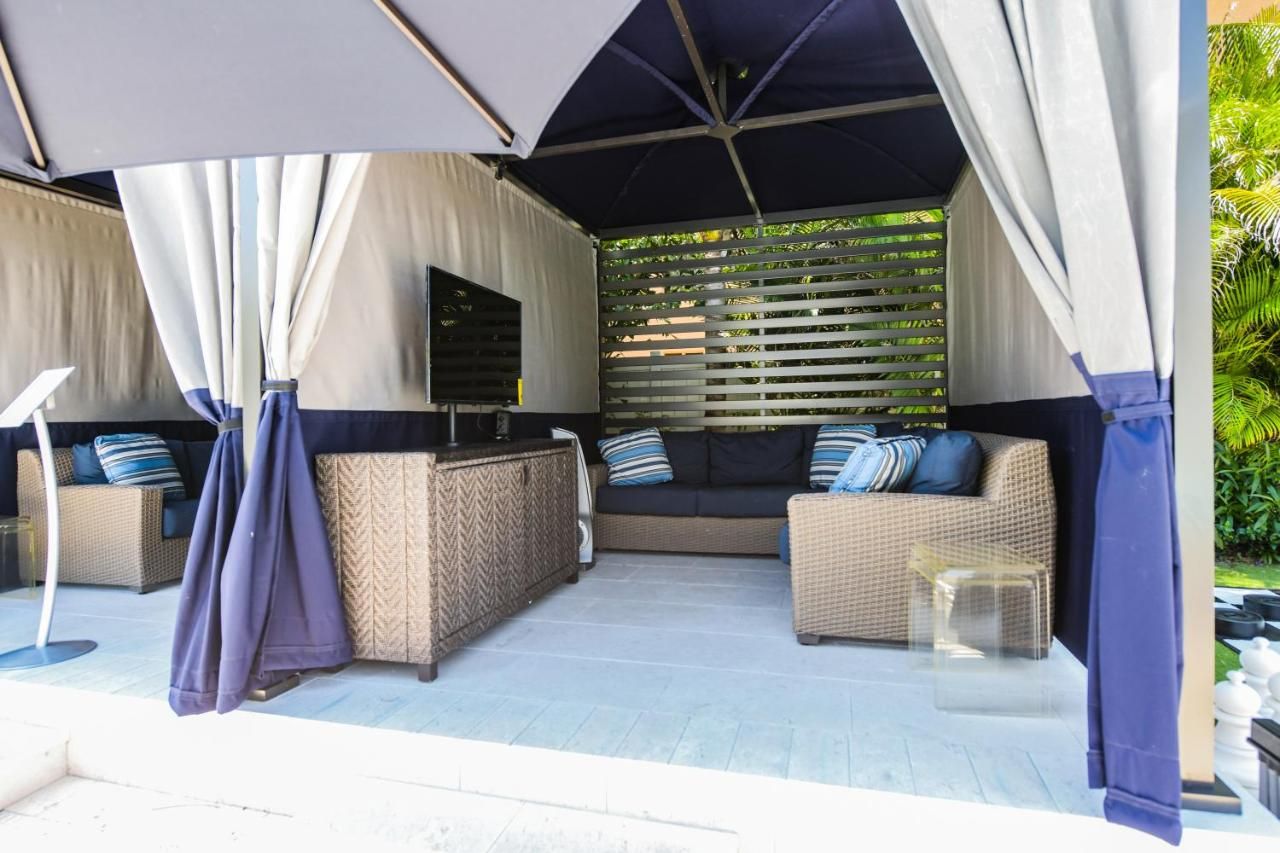 Anna Maria Beach Resort 10