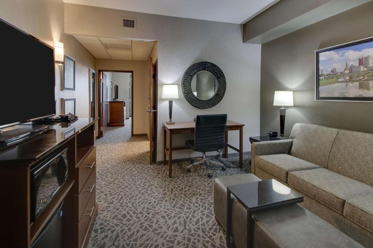 Drury Inn & Suites Cleveland Beachwood 9