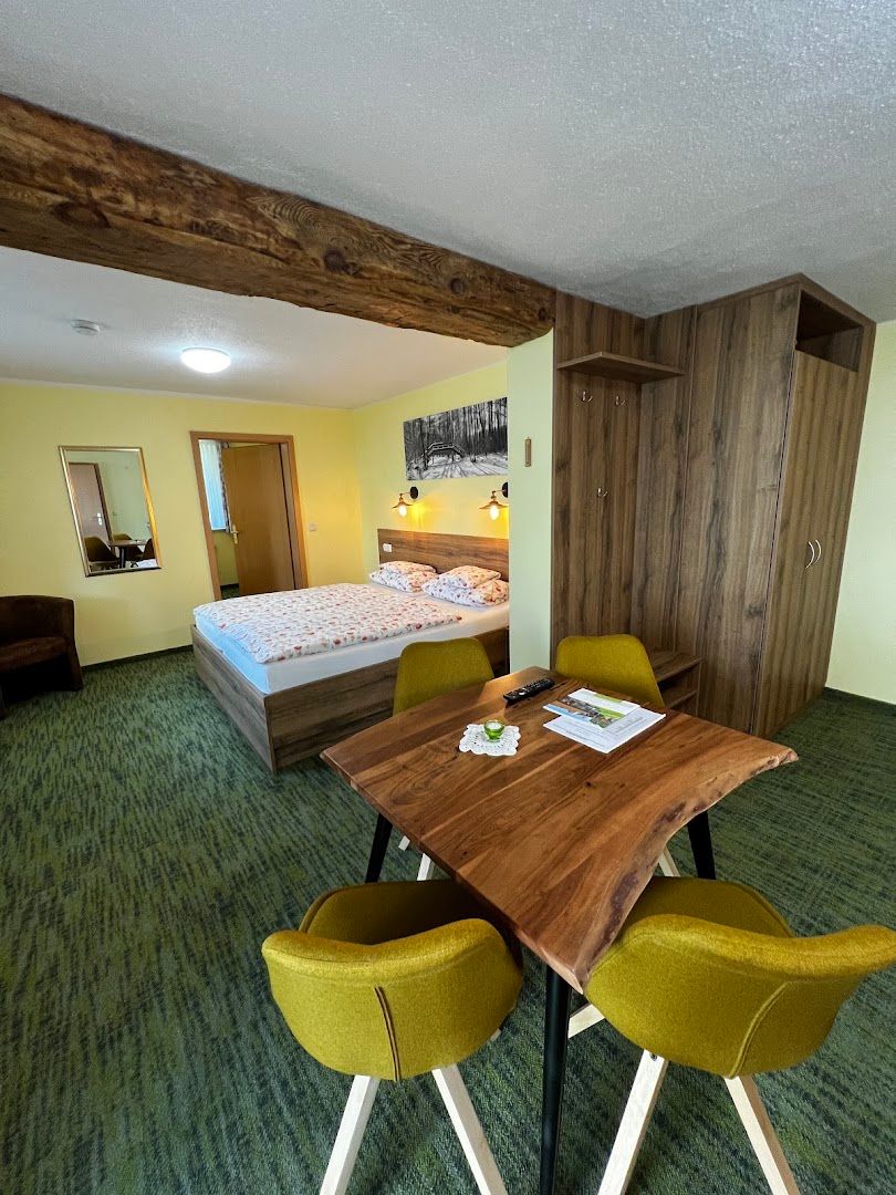 Hotel Landhaus Brodack Kutsch- u. Kahnfahrten 6